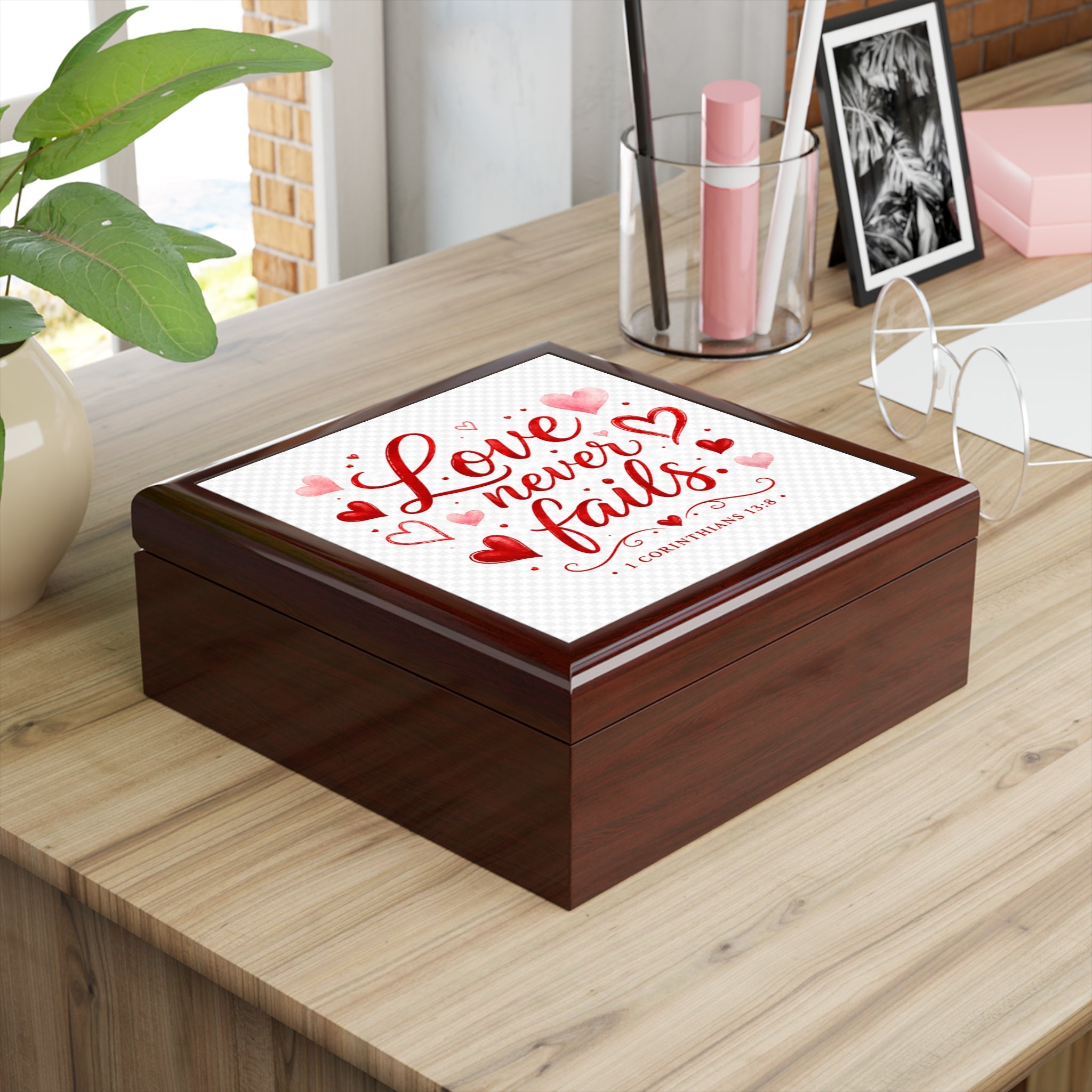 Jewelry Box — "Love Never Fails" Valentines Keepsake Box (1 Corinthians 13:8)